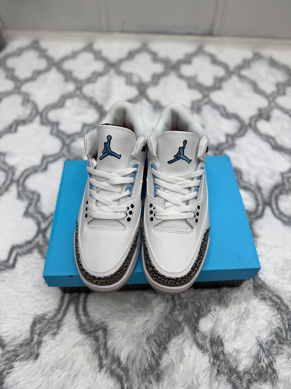 AIR JORDAN 3 RETRO SE/MUSLIN  UNIVERSITY SIZE 10