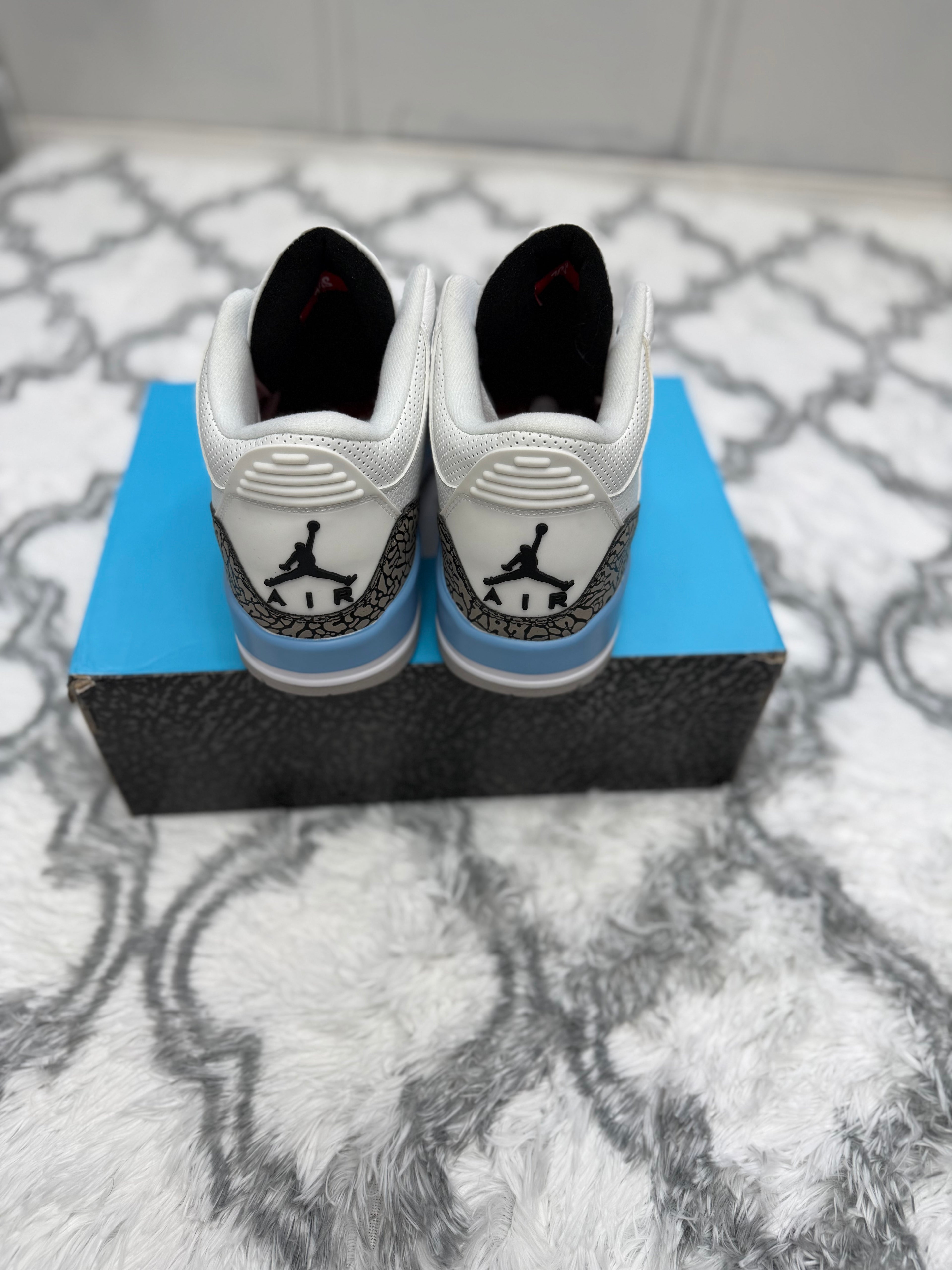 AIR JORDAN 3 RETRO SE/MUSLIN  UNIVERSITY SIZE 10